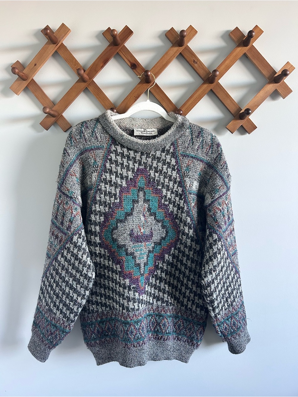 Vintage Gray Crewneck Sweater with Teal & Purple Aztec Motif